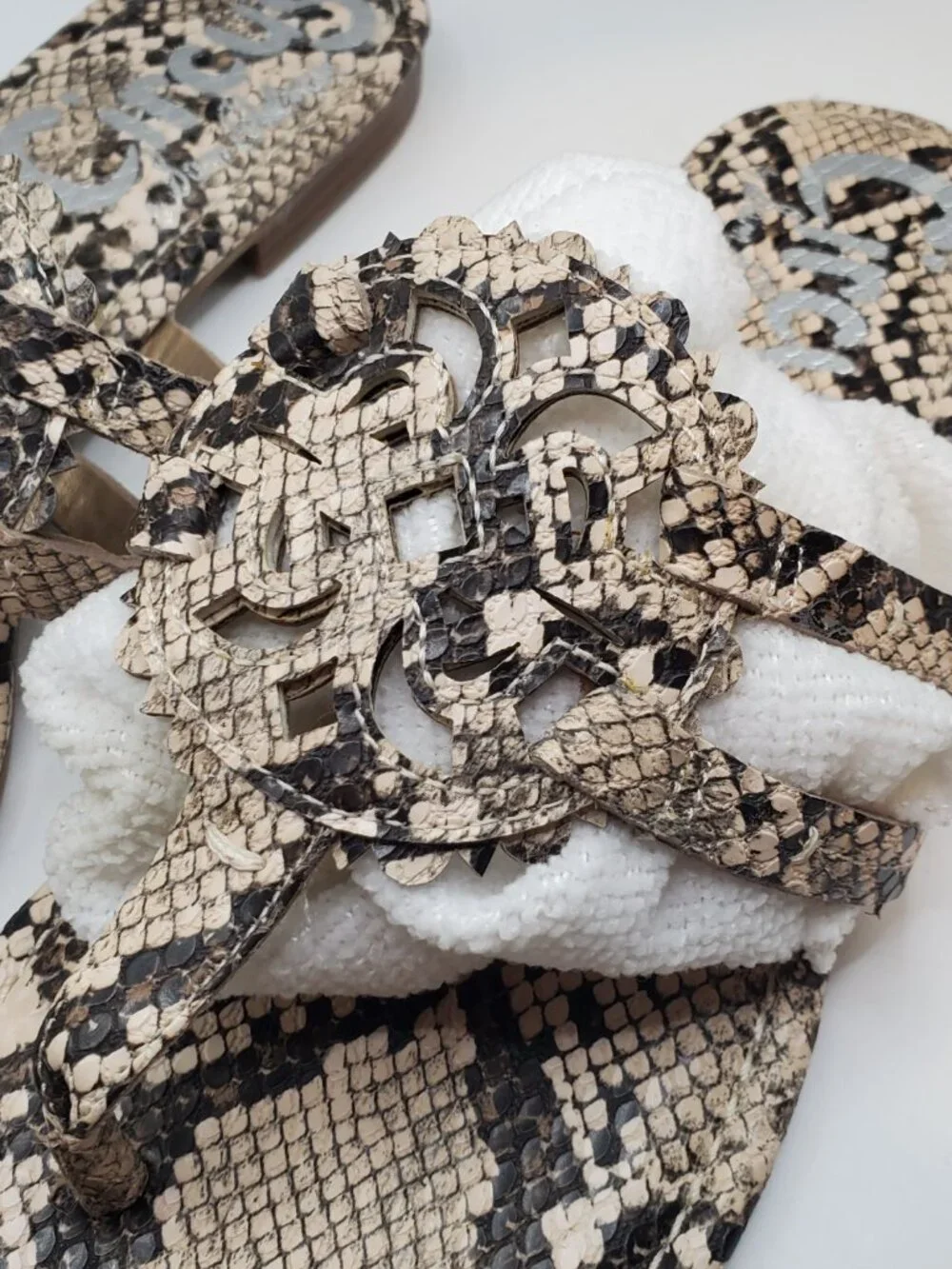 Circus by Sam Edelman Snakeskin Size 8 Slide Sandals